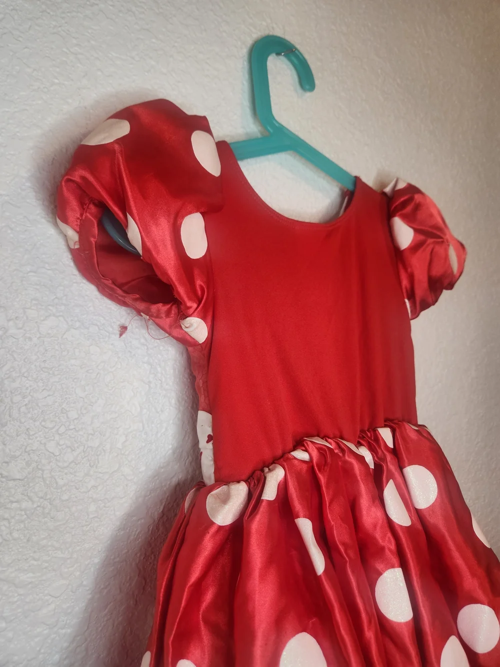 Disney Store Minnie Mouse Costume Dress Red w/White Polka Dots Size Ssize 2 3